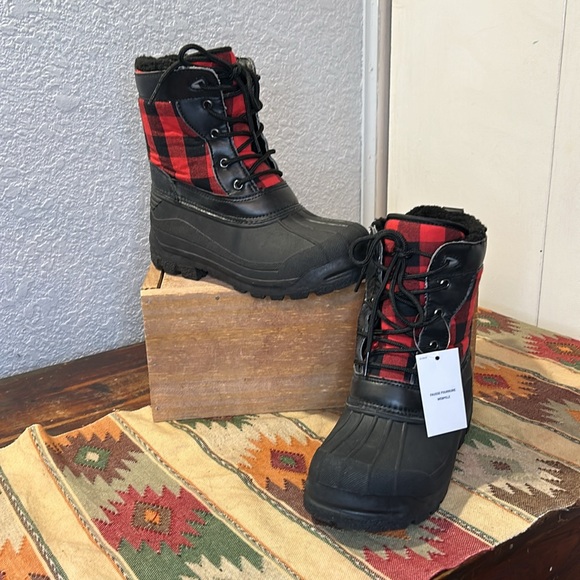 NWT Lands’End fleece lined outdoor boots - Picture 2 of 10